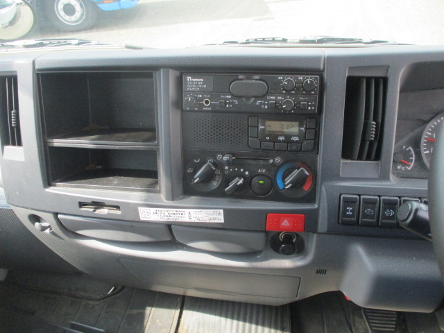 車両イメージ11