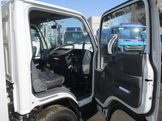 車両イメージ10