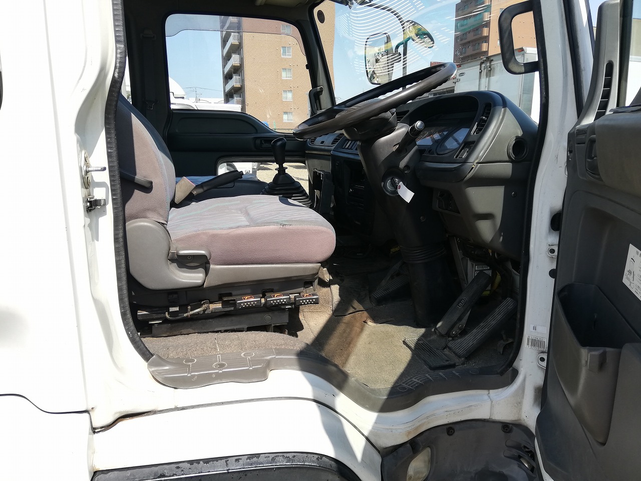 車両イメージ12