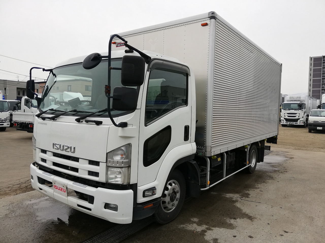 車両イメージ1