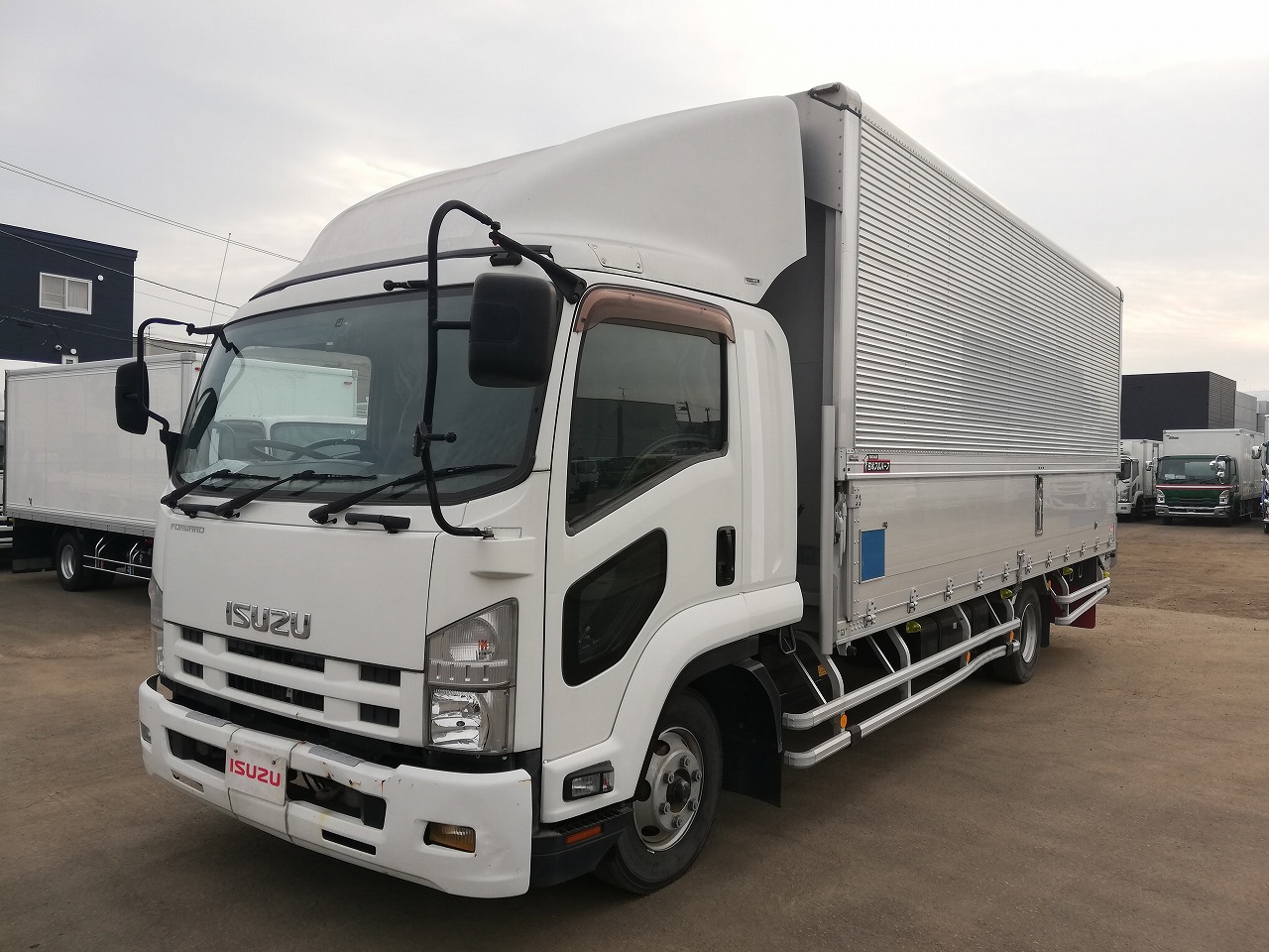 車両イメージ1