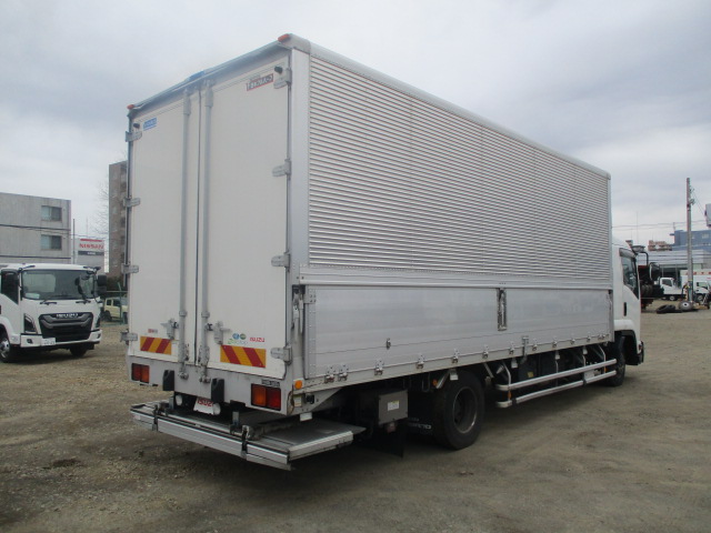 車両イメージ4