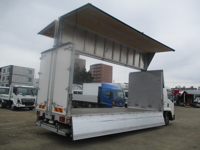 車両イメージ10