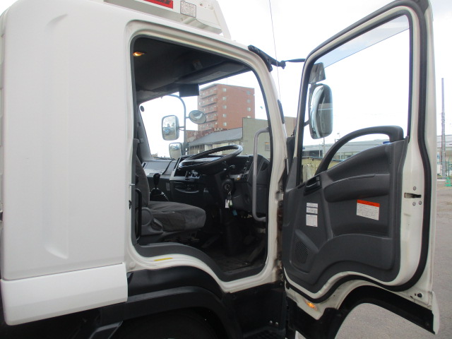 車両イメージ8