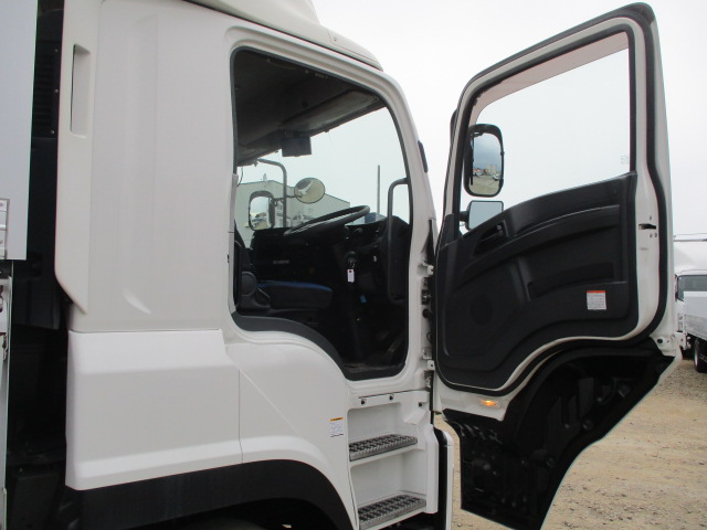 車両イメージ15