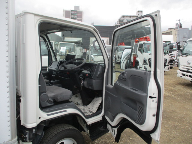車両イメージ16