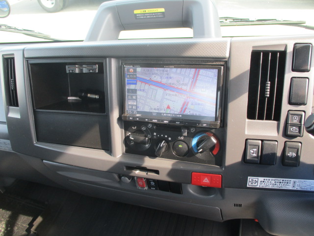 車両イメージ12